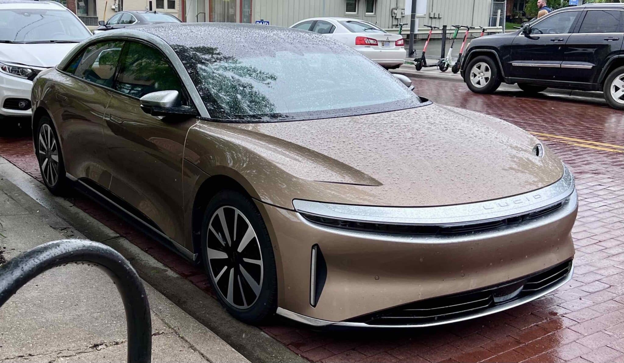 Lucid Air Side EVU