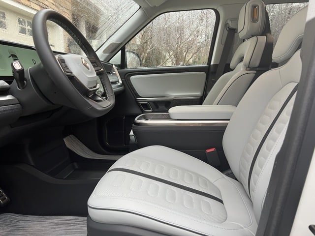 Rivian R1S Interior Ocean