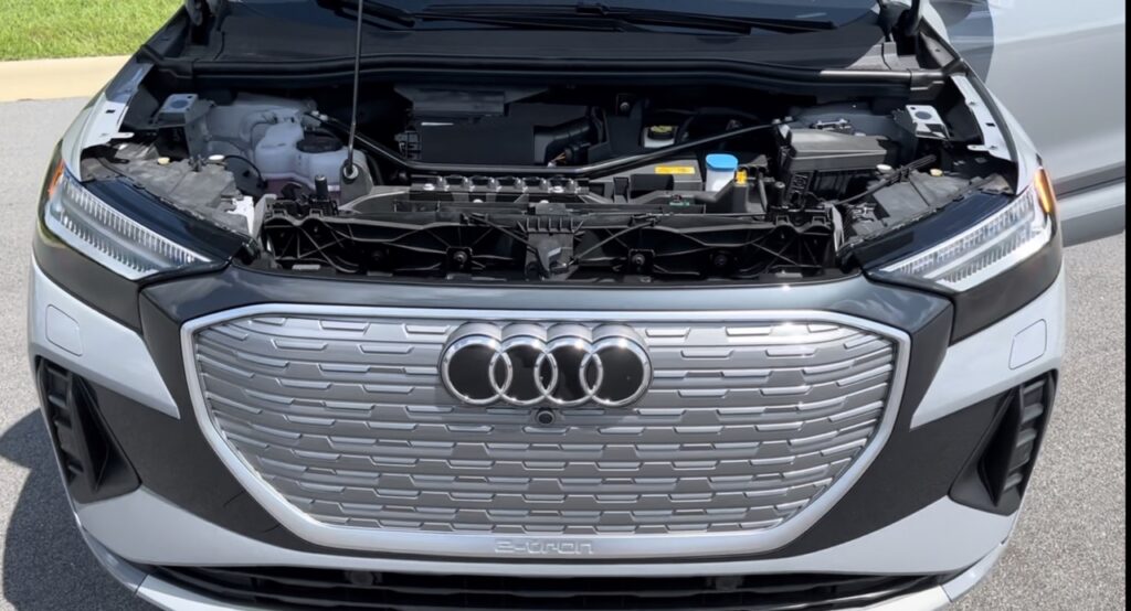 Audi Q4 E-Tron under hood EVU