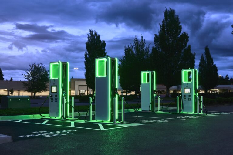 ev charge stations featured stk EVU