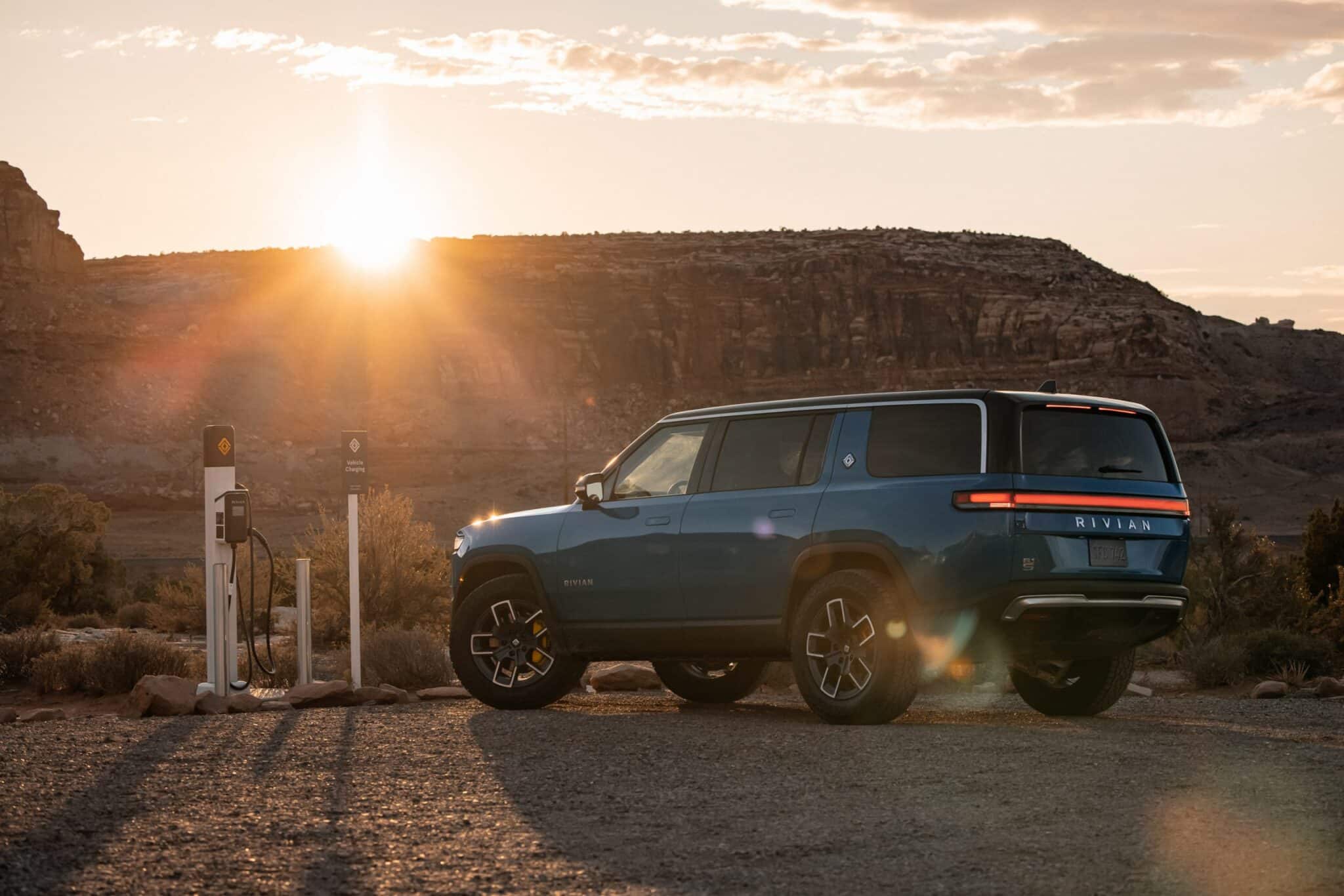 rivian r1s sunset evu